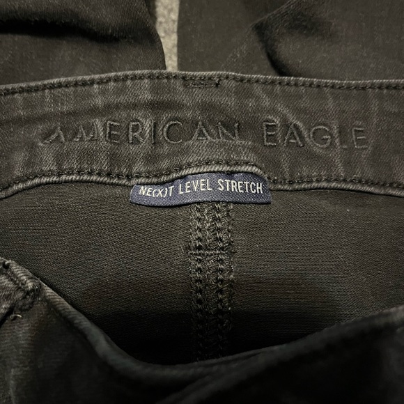 American Eagle Ripped Skinny Jeans - Picture 4 of 5